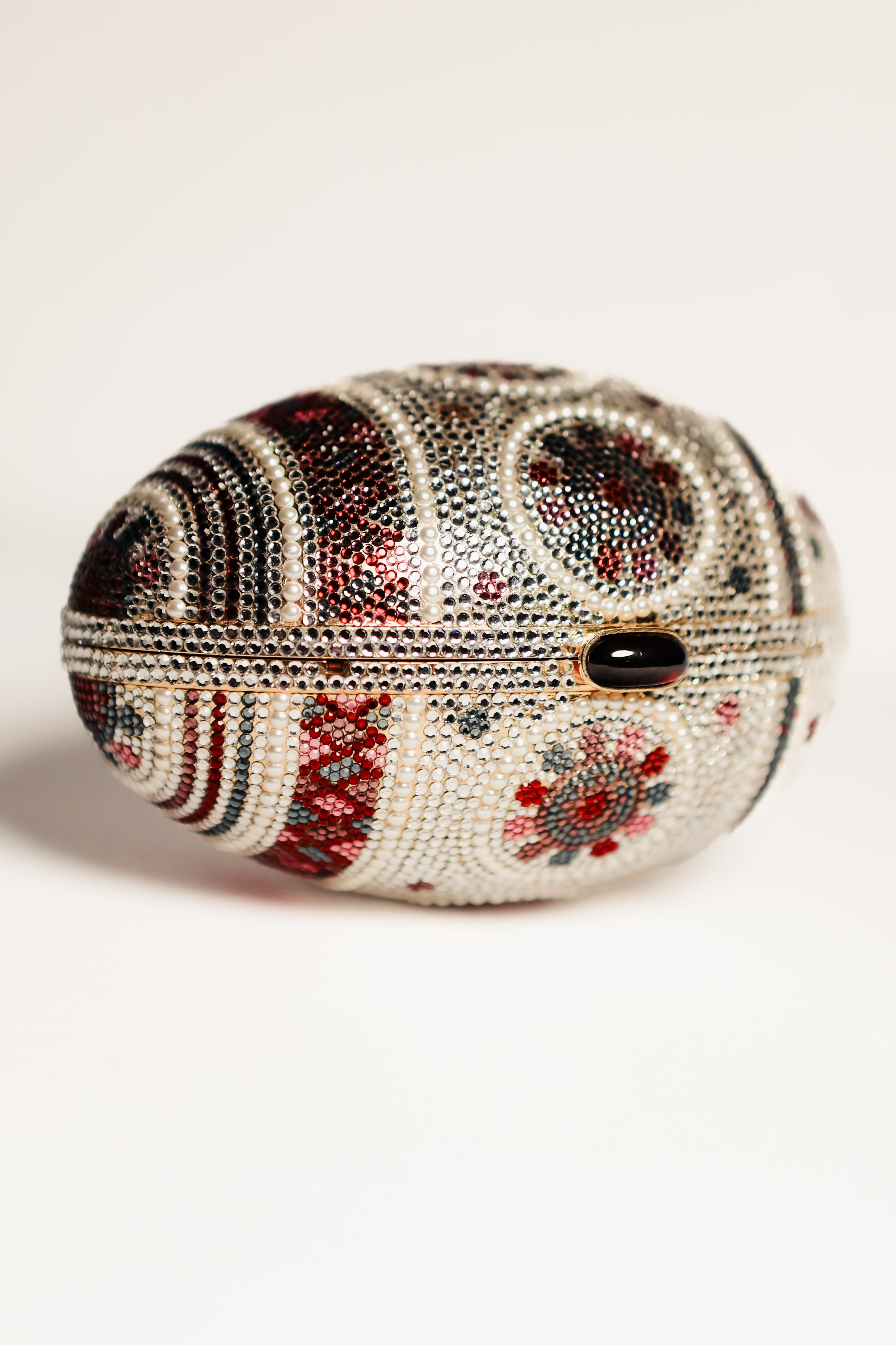 Vintage Judith Lieber egg evening purse