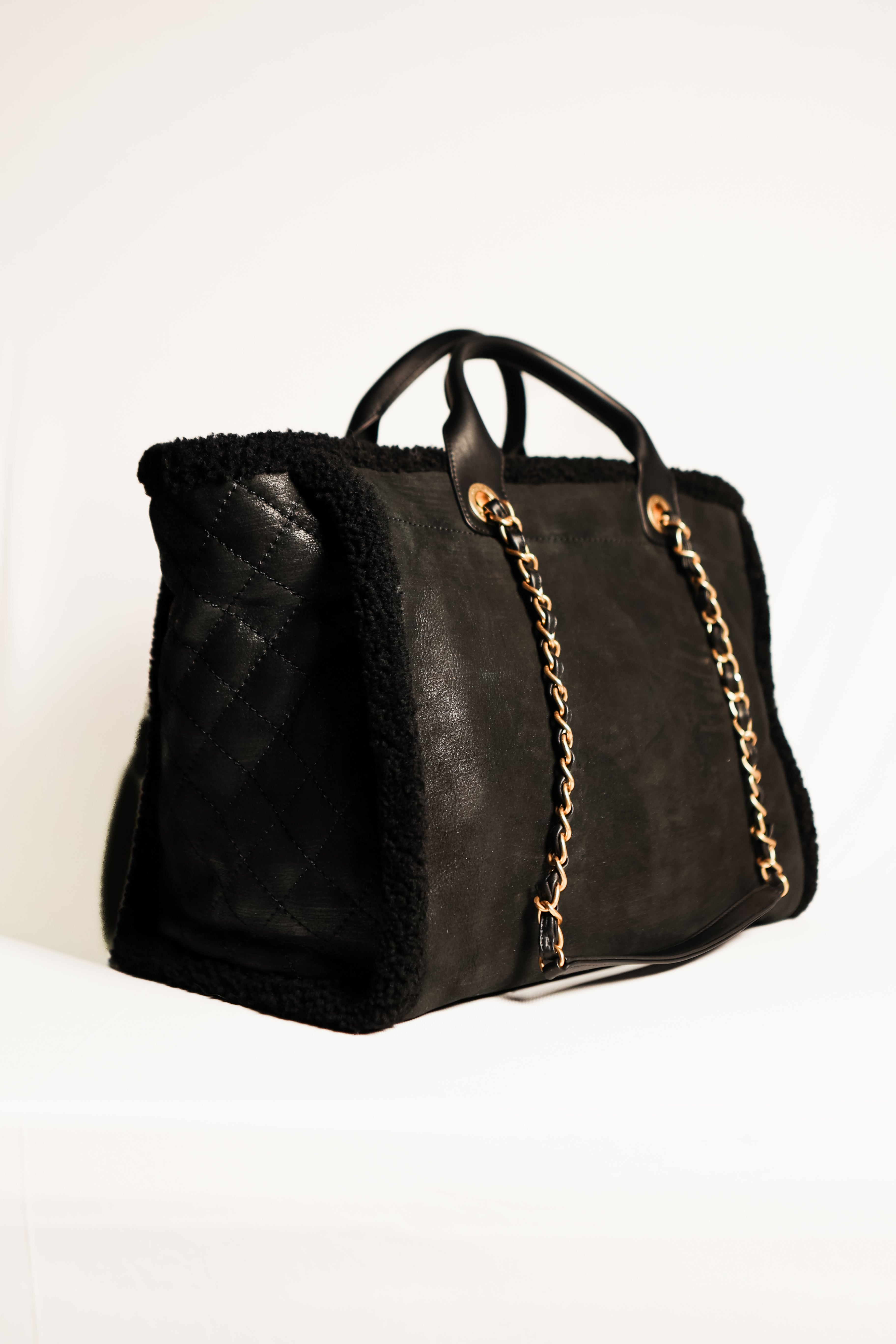 NWT Chanel Medium Deauville Shearling Tote