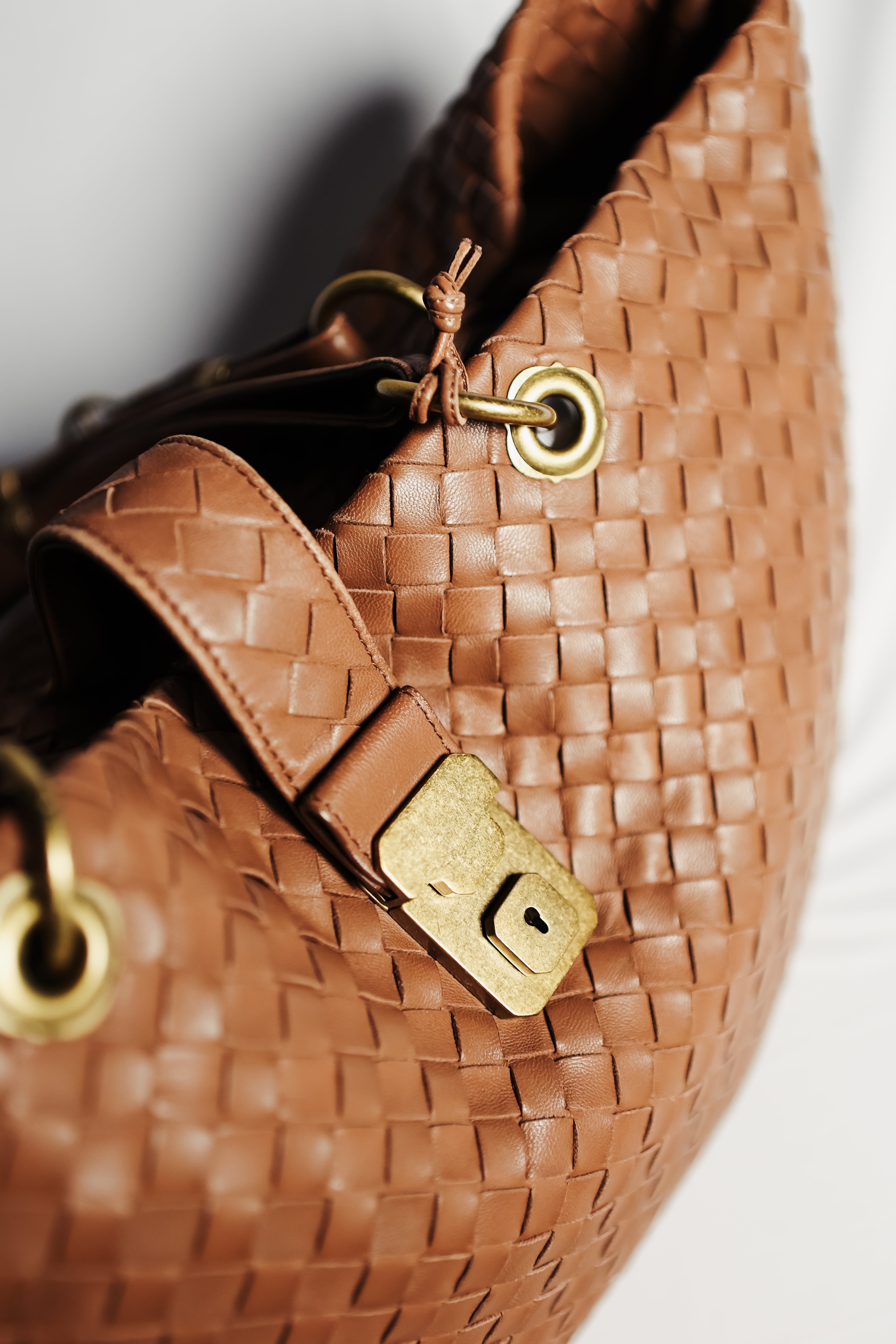Bottega Veneta Intrecciato Large Tote