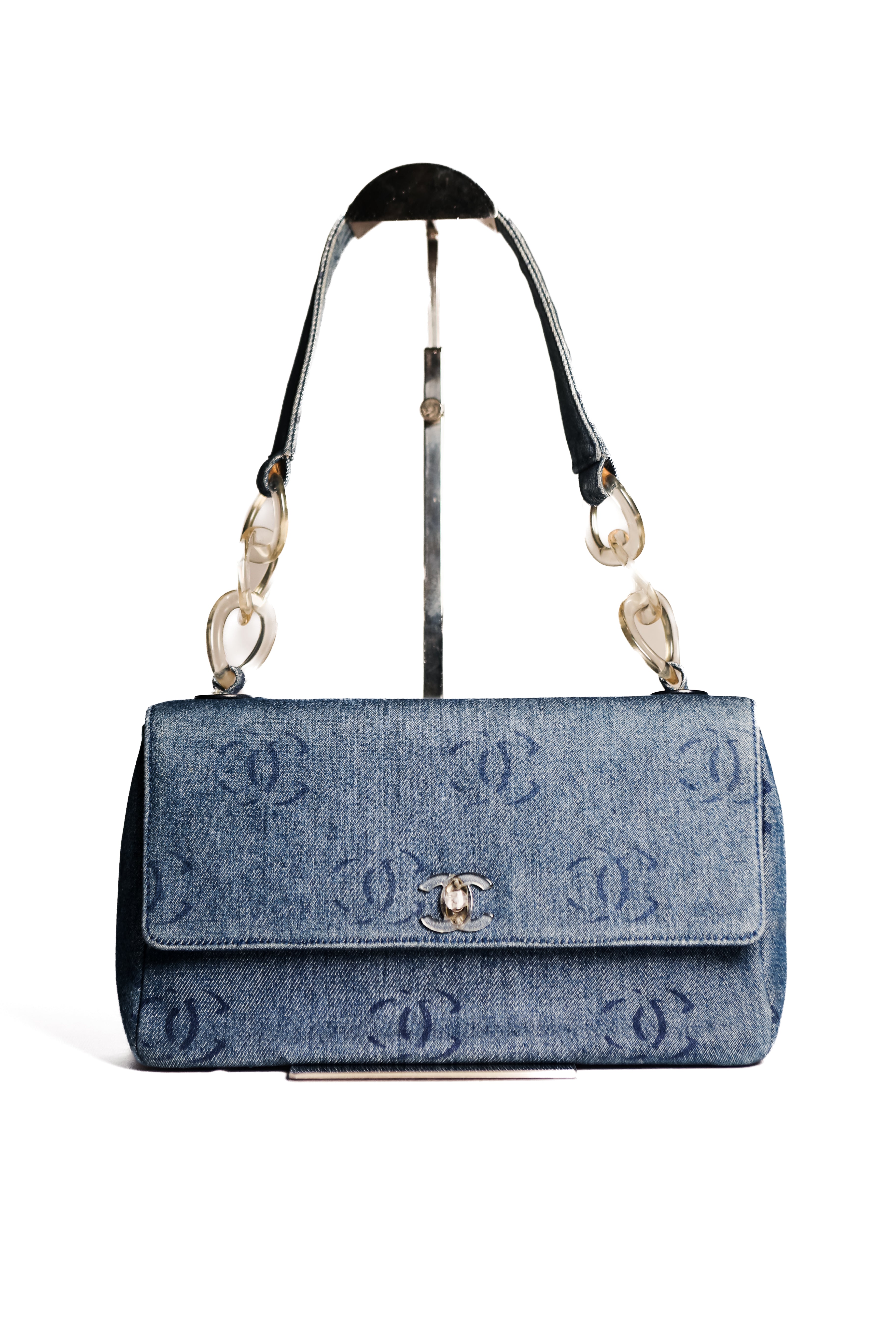 Vintage CHANEL denim CC shoulder bag 2002