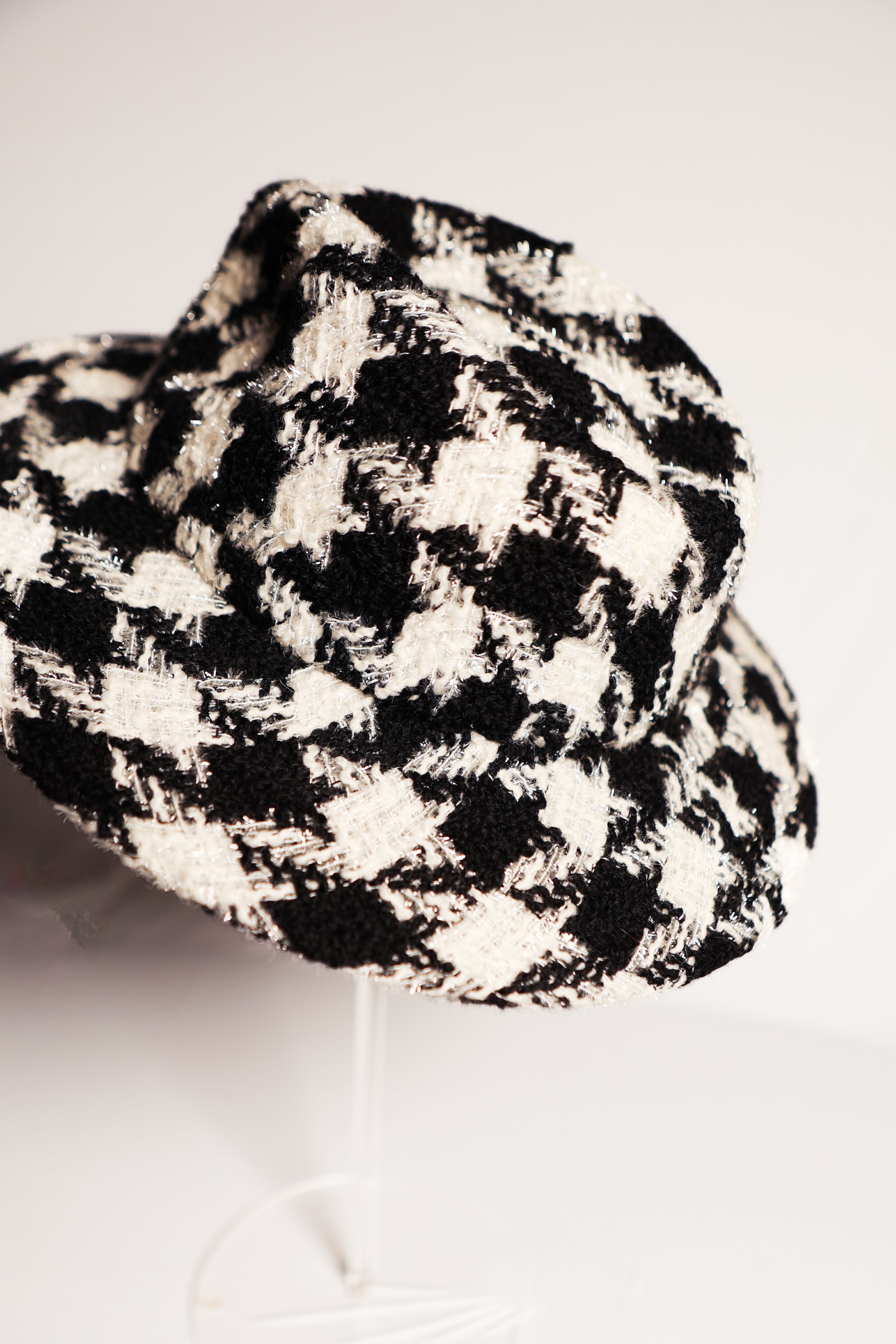 NWT CHANEL 19k Houndstooth Wool White Black Hat