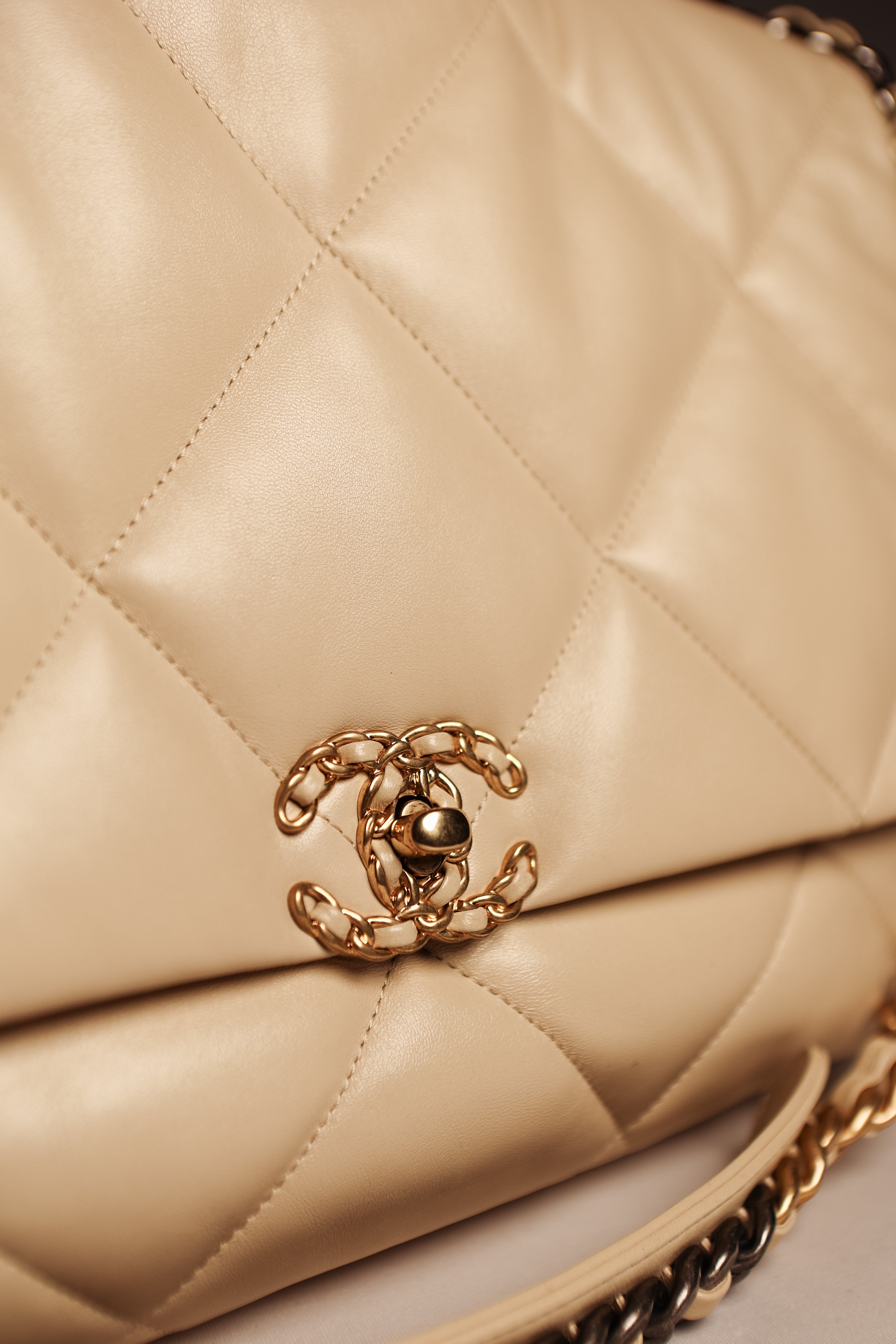 Chanel 19 Maxi Cream Quilted Goatskin